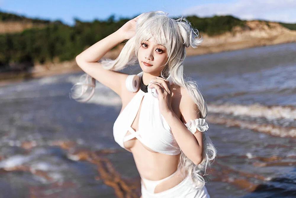 阿雪雪_写真coser美图作品合集下载|持续更新